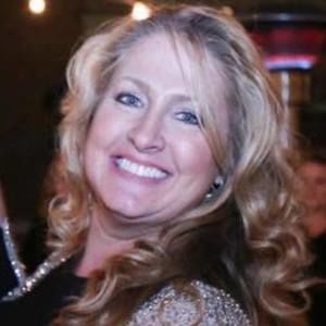 Meet your Posher, Dene'